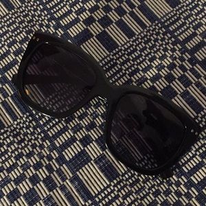 Chunky black sunglasses